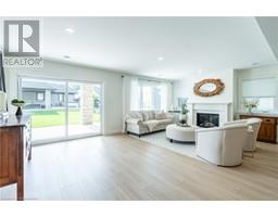 41 BLUENOSE Drive - 30