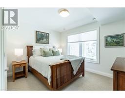 41 BLUENOSE Drive - 33