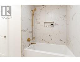 41 BLUENOSE Drive - 36