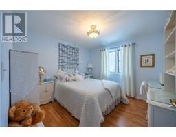 16 HILLTOP Drive - 25