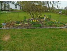 16 HILLTOP Drive - 7