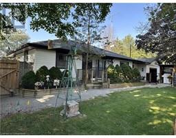 33 VAUGHAN Drive - 1