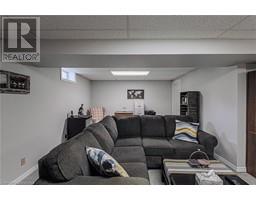 5 BRANT Street - 33