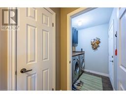 73 UPPER CANADA Drive - 11