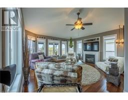 73 UPPER CANADA Drive - 14
