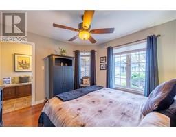 73 UPPER CANADA Drive - 9