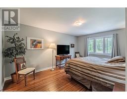 134 ANGLER Avenue - 20