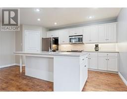 332 DUNCOMBE Road - 11