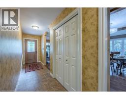 222 DUNCOMBE Road - 4