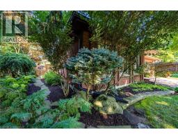 222 DUNCOMBE Road - 42