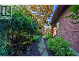 222 DUNCOMBE Road - 43