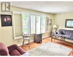 66 CRESTLYNN Crescent - 6