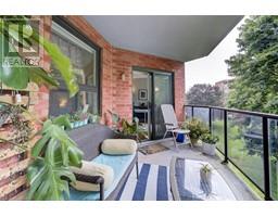 5 MILL POND Court UnitNo. 301 - 14