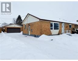 123 CONNAUGHT Avenue - 2