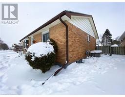 123 CONNAUGHT Avenue - 37