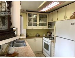 44 RICHARDSON Drive UnitNo. 11 - 11