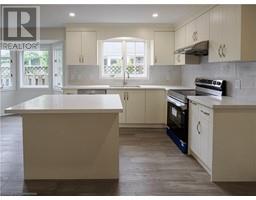 34 MANN Avenue - 5