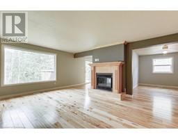 27 SIMSON Avenue - 10
