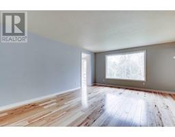 27 SIMSON Avenue - 15