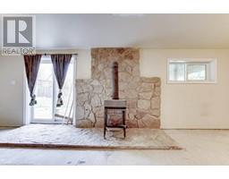 27 SIMSON Avenue - 22