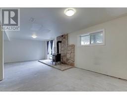 27 SIMSON Avenue - 23