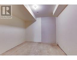 27 SIMSON Avenue - 29