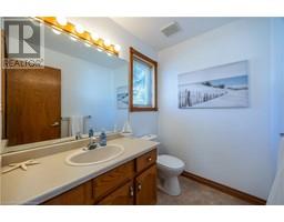 16 DEAN Avenue - 10