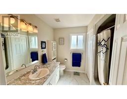 20 JONES Avenue - 26