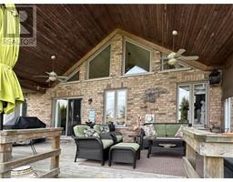 35 SEA BREEZE Drive - 35