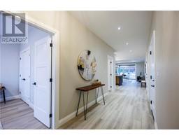 373 ARGYLE Avenue - 5