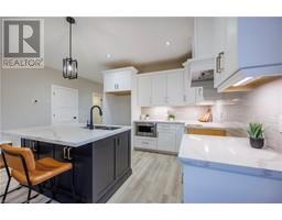 373 ARGYLE Avenue - 8