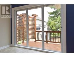 31 BLASDELL Court - 16