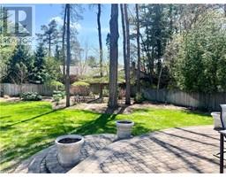 30 LYNNDALE Road - 30