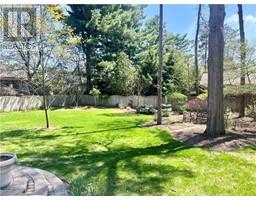 30 LYNNDALE Road - 31