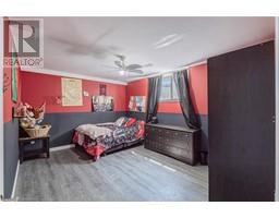200 OAK Street - 36