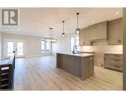 93 DUCHESS Drive - 14