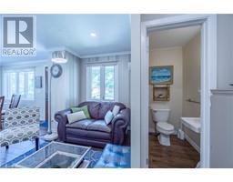 100 MARKET ST E - 15