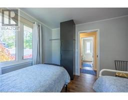 100 MARKET ST E - 19