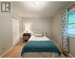 15 FAIRVIEW Drive - 21
