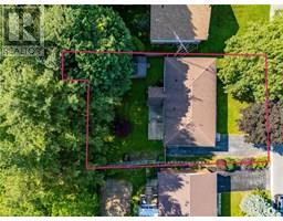 15 FAIRVIEW Drive - 43