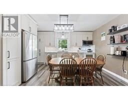 81 E CHURCH Street E - 12