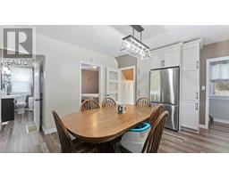 81 E CHURCH Street E - 13