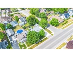 81 E CHURCH Street E - 29