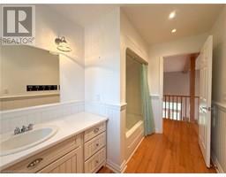 63 OLD CUT Boulevard - 36