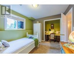 83 WOLVEN Street - 26
