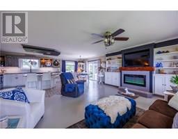 83 WOLVEN Street - 6