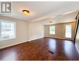 256 HEAD Street S - 11