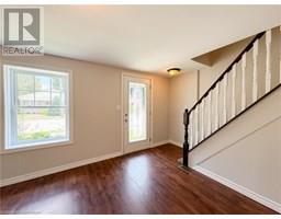 256 HEAD Street S - 8