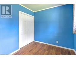 22 HIGHLAND Avenue - 20