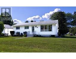 22 HIGHLAND Avenue - 3